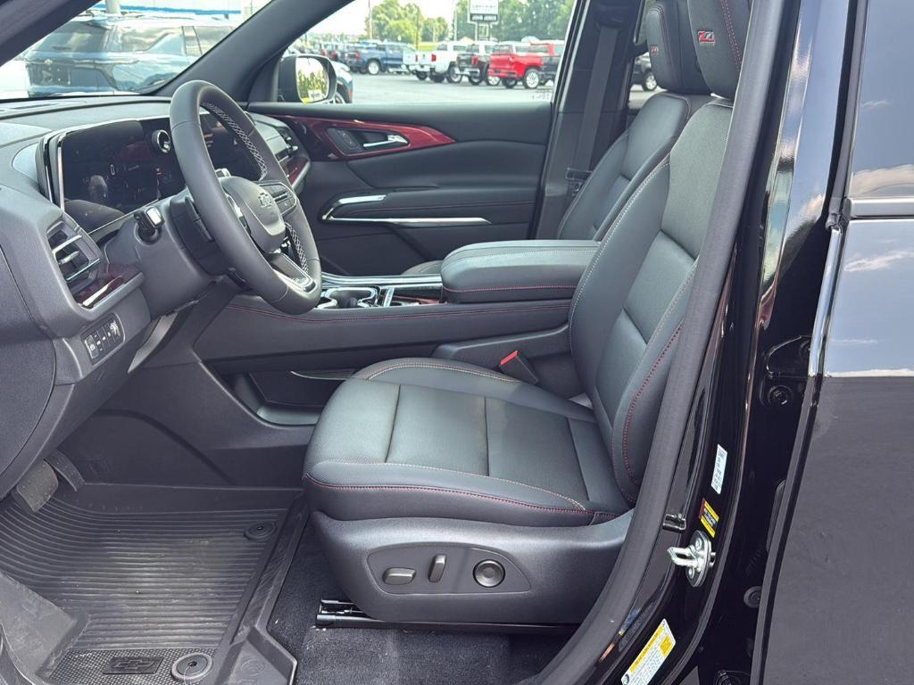 new 2026 Chevrolet Traverse car, priced at $53,190