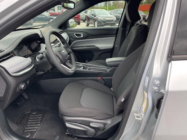 new 2024 Jeep Compass car, priced at $27,090