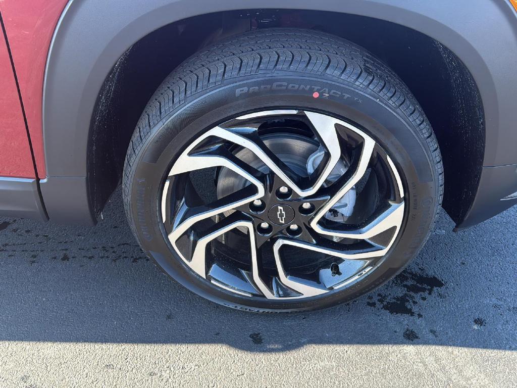 new 2025 Chevrolet TrailBlazer car, priced at $33,720