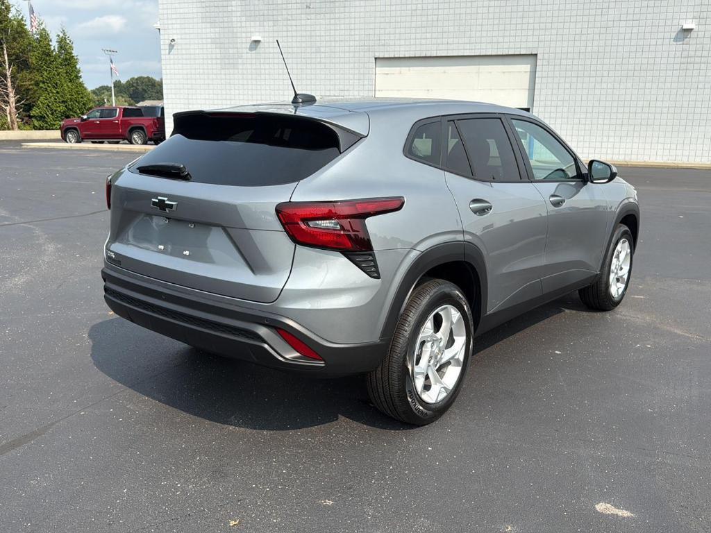 new 2025 Chevrolet Trax car, priced at $23,840