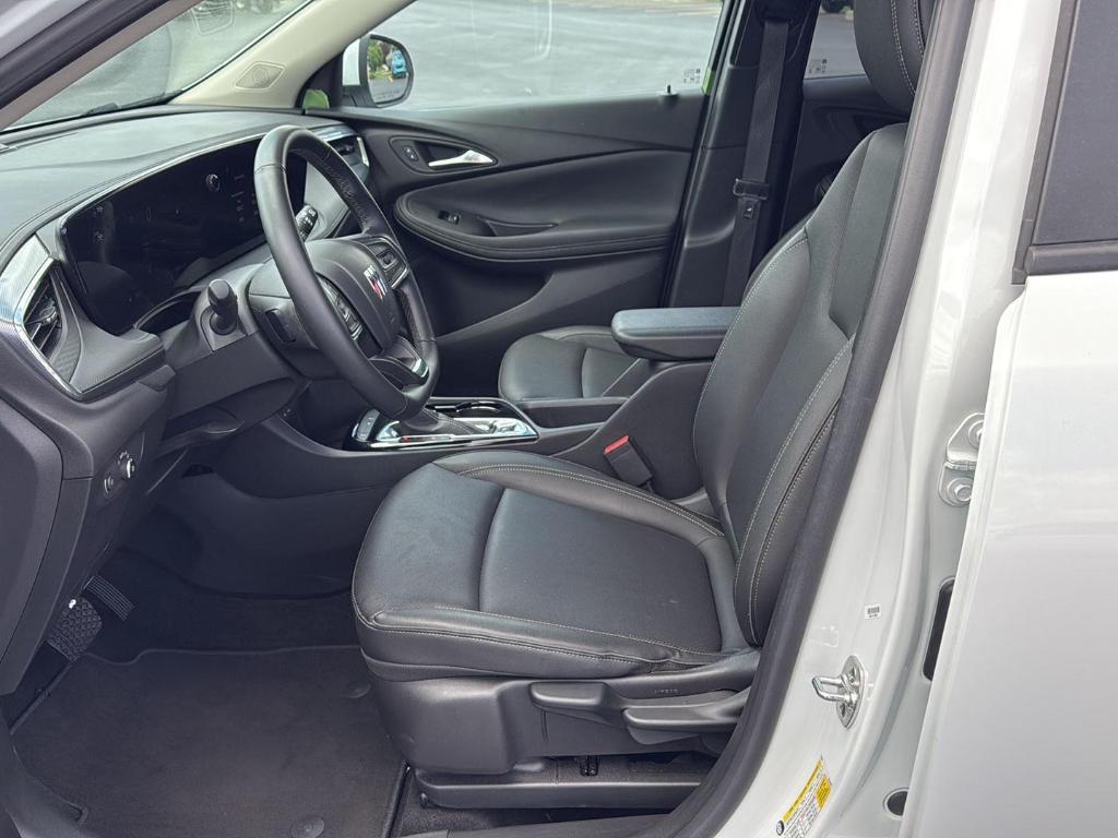 used 2024 Buick Encore GX car, priced at $25,995