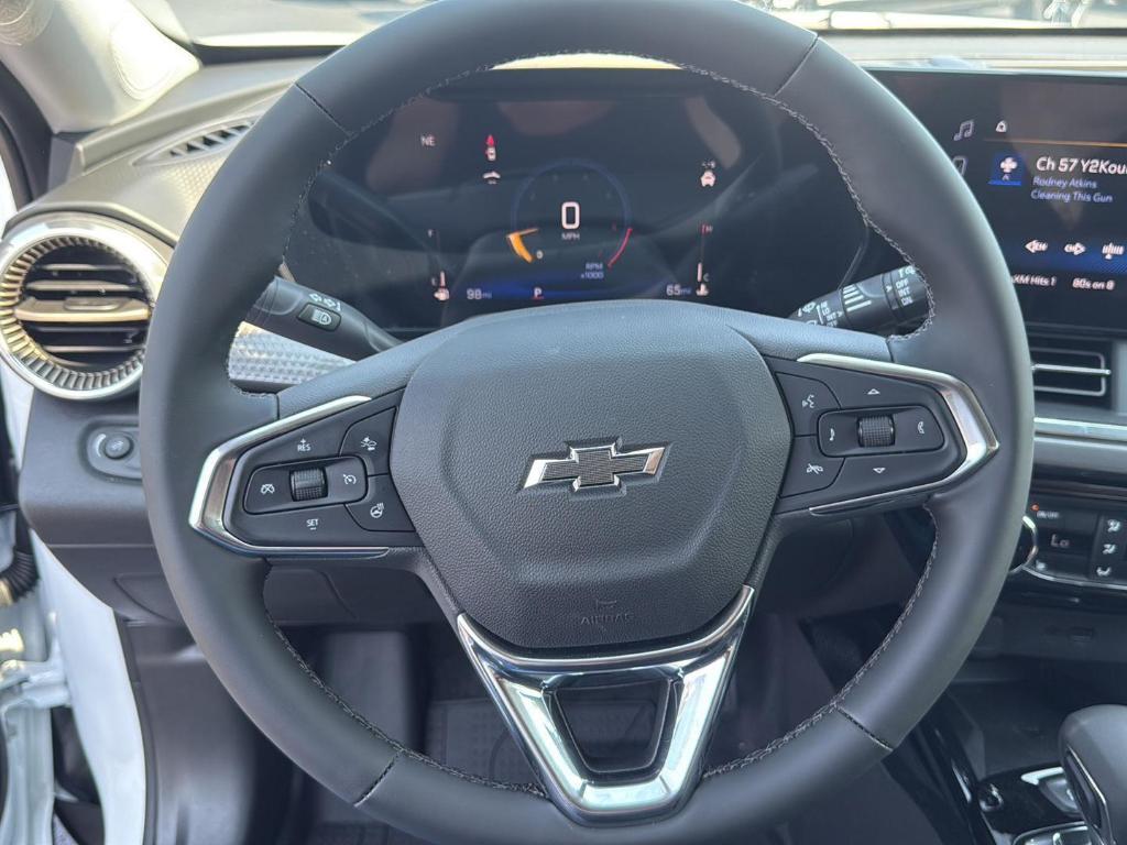 new 2025 Chevrolet Trax car, priced at $27,890