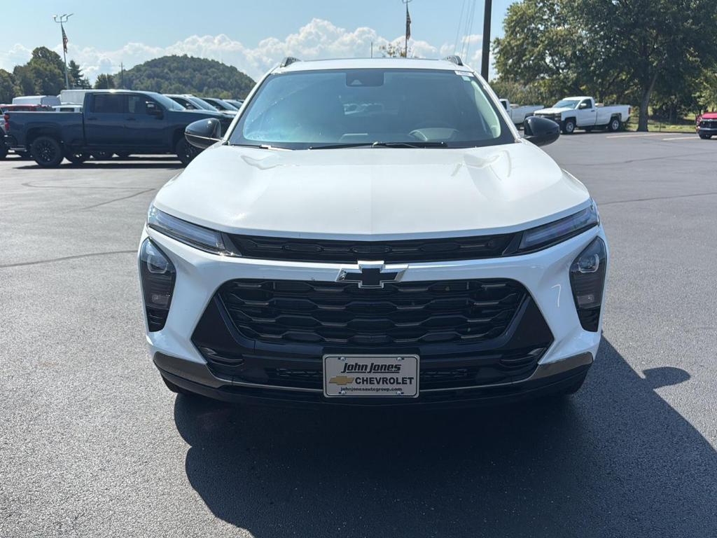 new 2025 Chevrolet Trax car, priced at $27,890