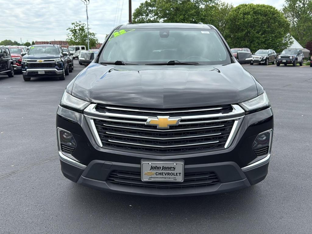 used 2022 Chevrolet Traverse car, priced at $33,518