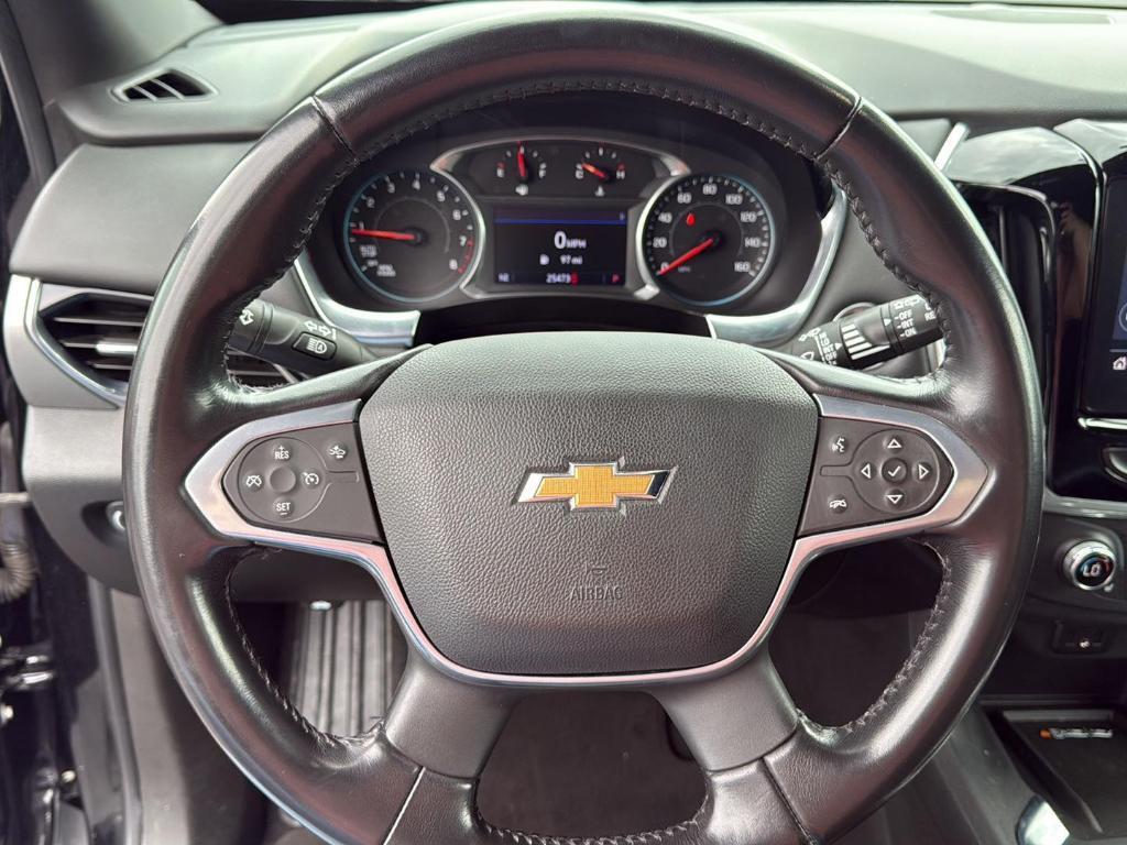 used 2022 Chevrolet Traverse car, priced at $33,518