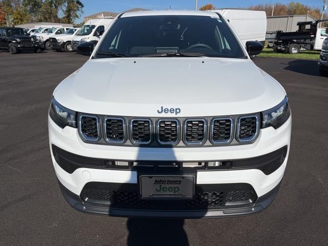 new 2025 Jeep Compass car, priced at $27,495