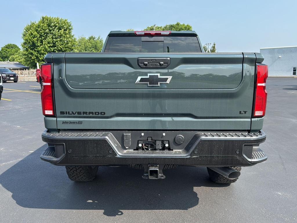 new 2025 Chevrolet Silverado 2500 car, priced at $67,900