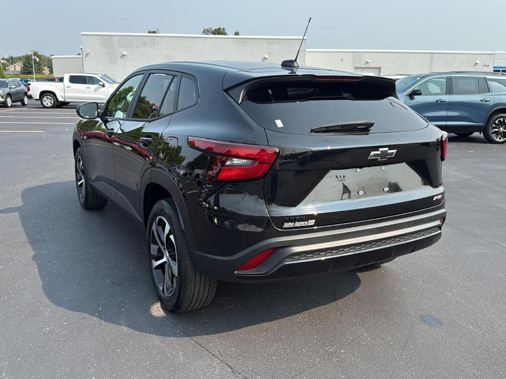 used 2024 Chevrolet Trax car, priced at $23,100