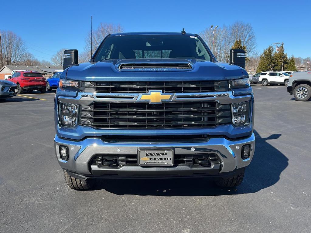 new 2025 Chevrolet Silverado 2500 car, priced at $62,975