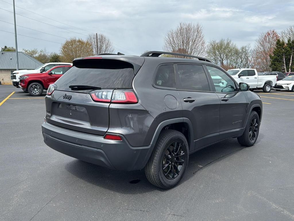 used 2023 Jeep Cherokee car, priced at $25,895