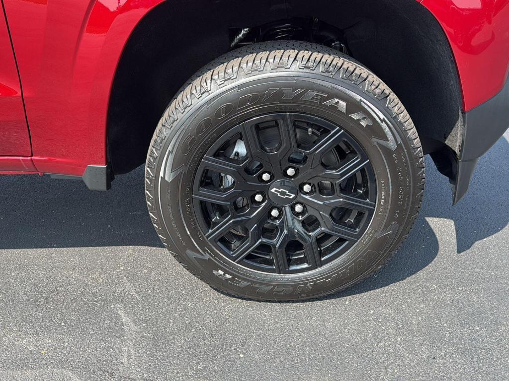 new 2025 Chevrolet Colorado car, priced at $41,185