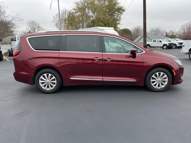 used 2018 Chrysler Pacifica car, priced at $16,500