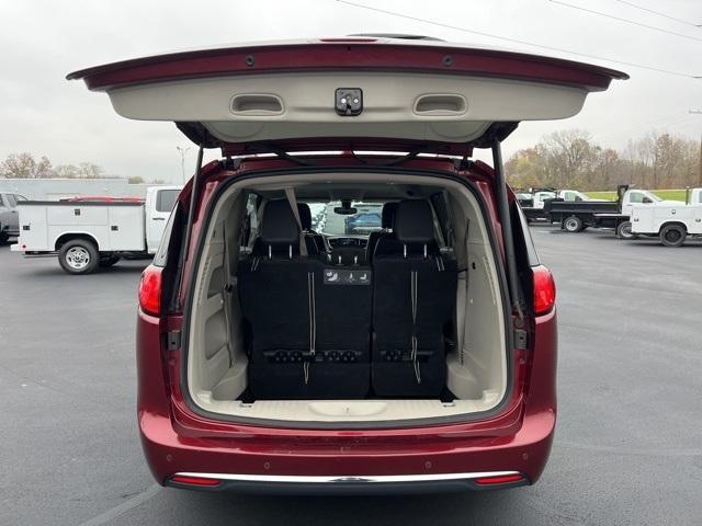 used 2018 Chrysler Pacifica car, priced at $16,500