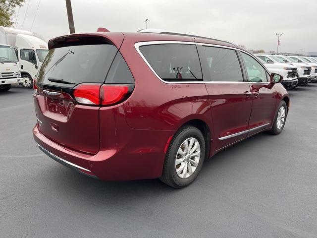 used 2018 Chrysler Pacifica car, priced at $16,500