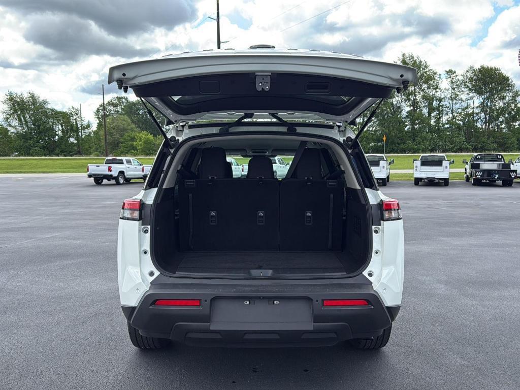 used 2023 Nissan Pathfinder car, priced at $31,788