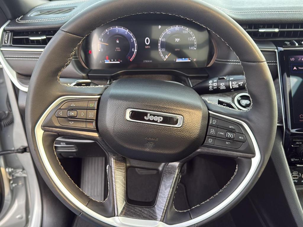 used 2024 Jeep Grand Cherokee L car, priced at $35,700