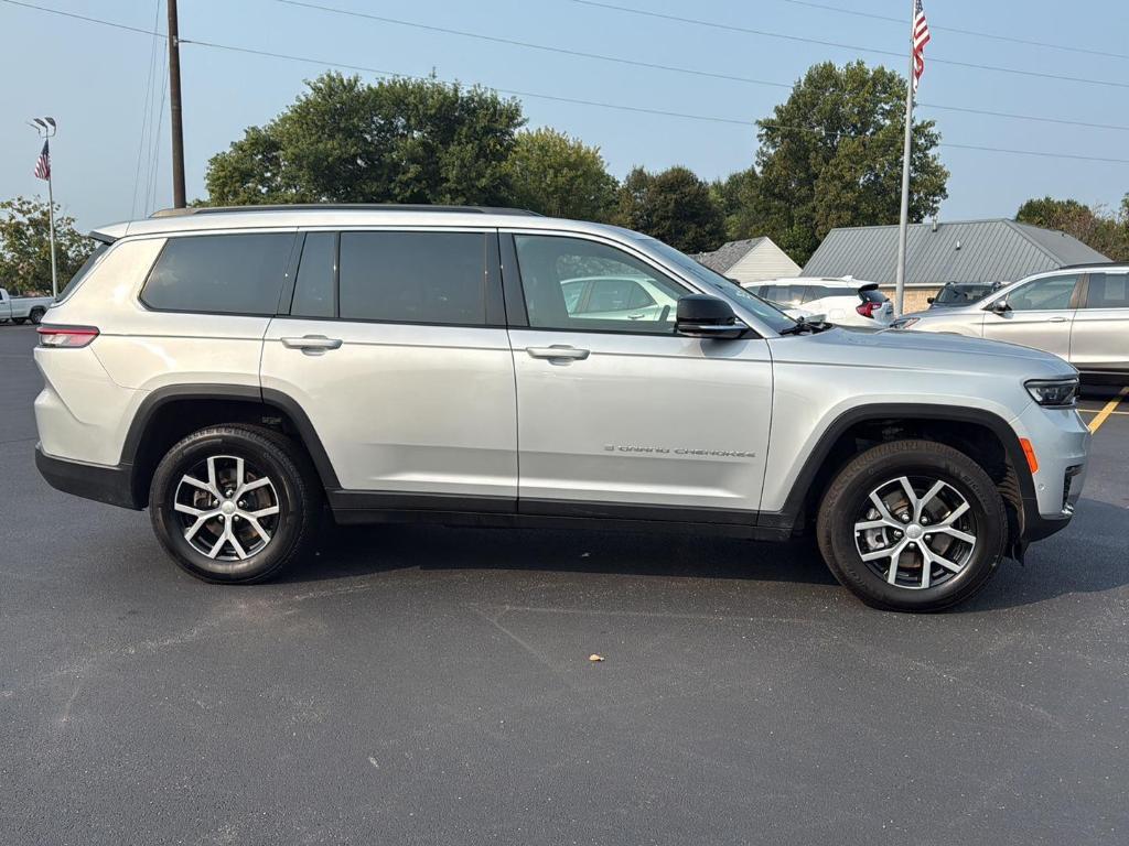 used 2024 Jeep Grand Cherokee L car, priced at $35,700