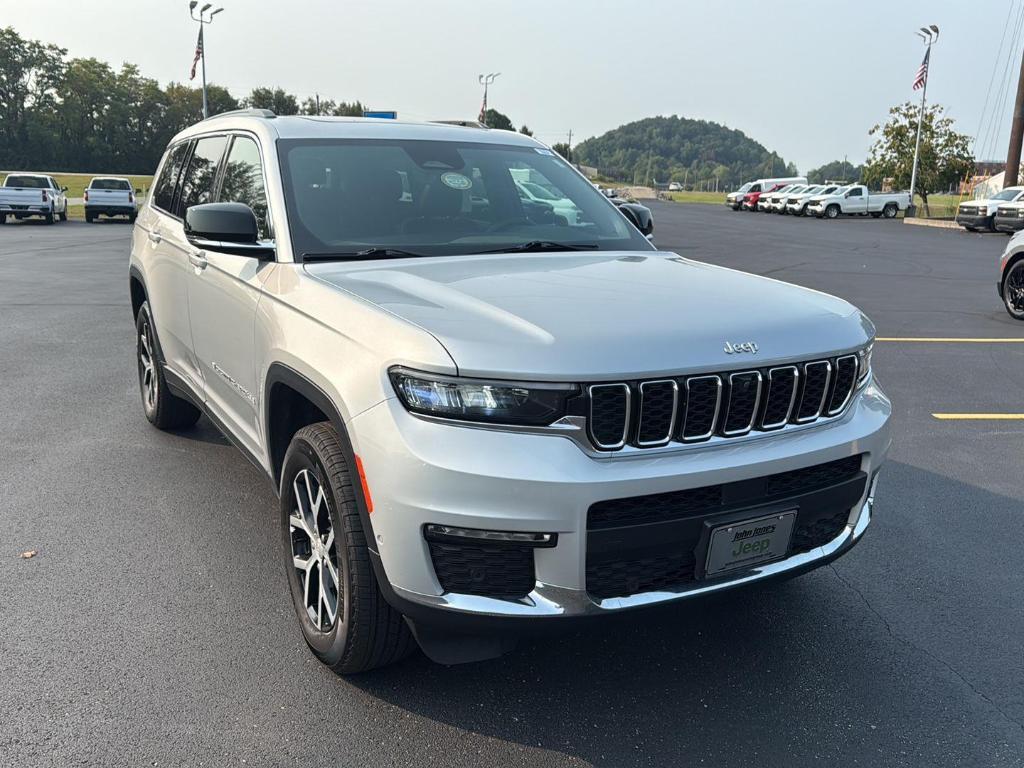 used 2024 Jeep Grand Cherokee L car, priced at $35,700