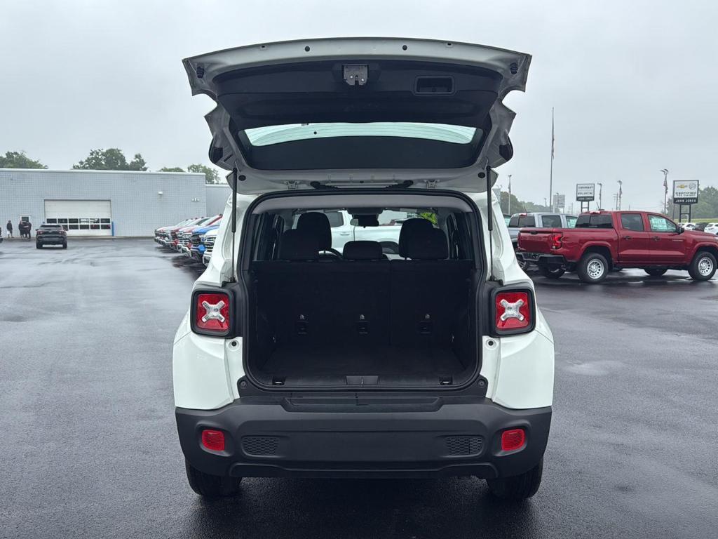 used 2022 Jeep Renegade car, priced at $19,651