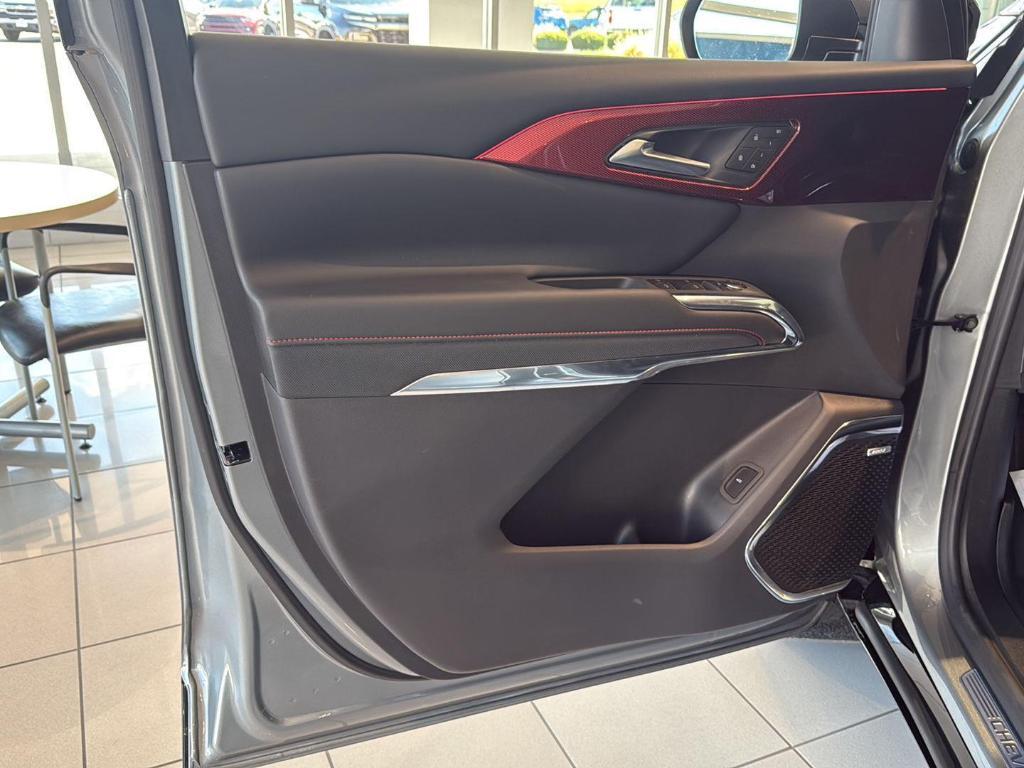 new 2026 Chevrolet Traverse car, priced at $59,220