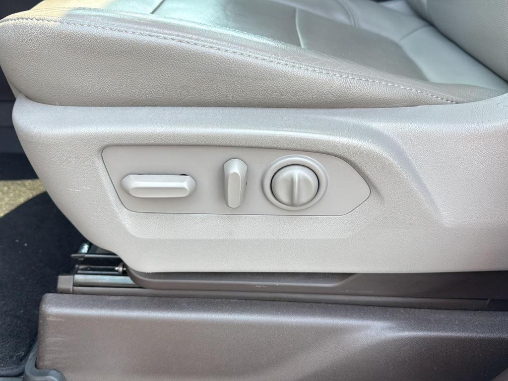 used 2019 GMC Sierra 1500 car, priced at $34,000