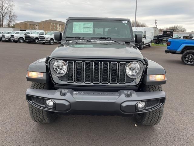 new 2025 Jeep Gladiator car, priced at $43,140