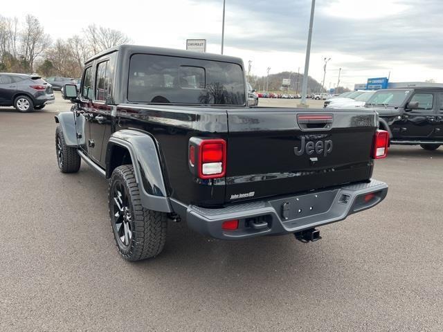 new 2025 Jeep Gladiator car, priced at $43,140