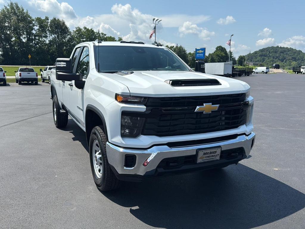 new 2025 Chevrolet Silverado 2500 car, priced at $54,030