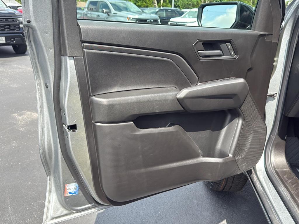 new 2026 Chevrolet Colorado car, priced at $45,070
