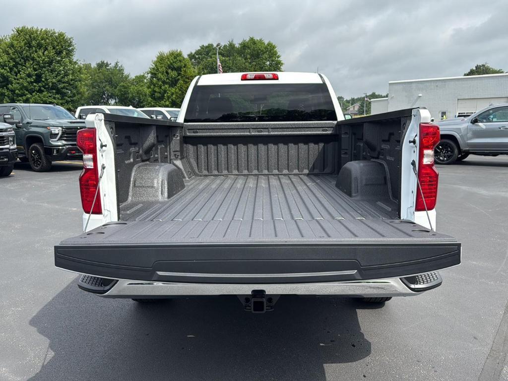 new 2025 Chevrolet Silverado 1500 car, priced at $32,810