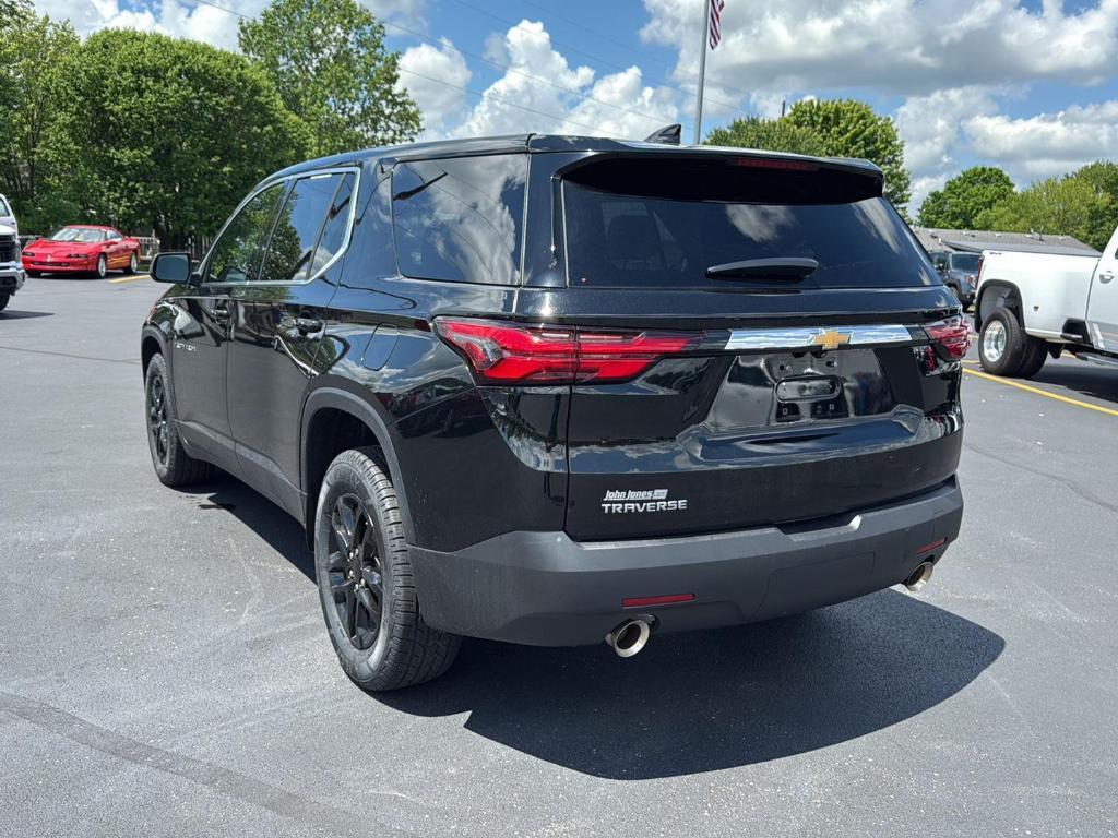used 2022 Chevrolet Traverse car, priced at $29,800
