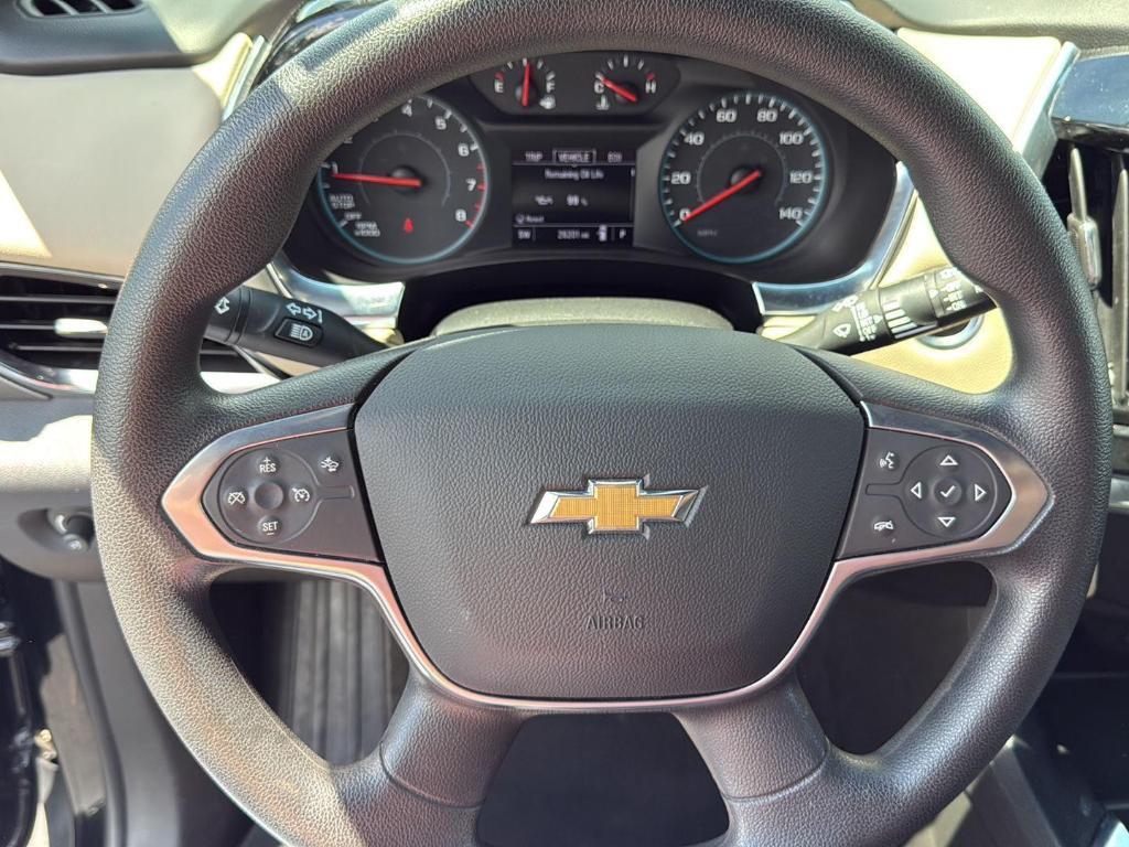 used 2022 Chevrolet Traverse car, priced at $29,800