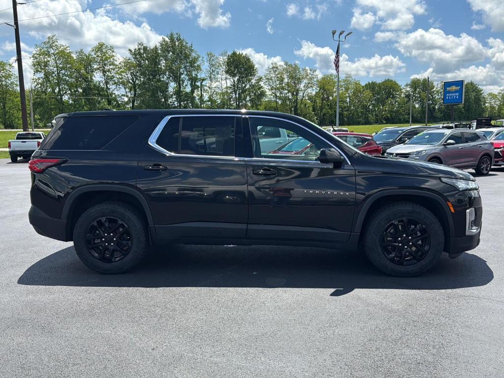 used 2022 Chevrolet Traverse car, priced at $29,800