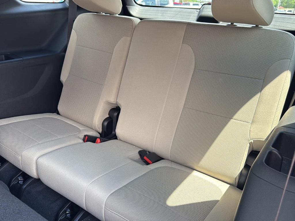 used 2022 Chevrolet Traverse car, priced at $29,800