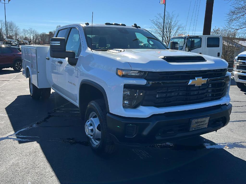 new 2024 Chevrolet Silverado 3500 car, priced at $74,653