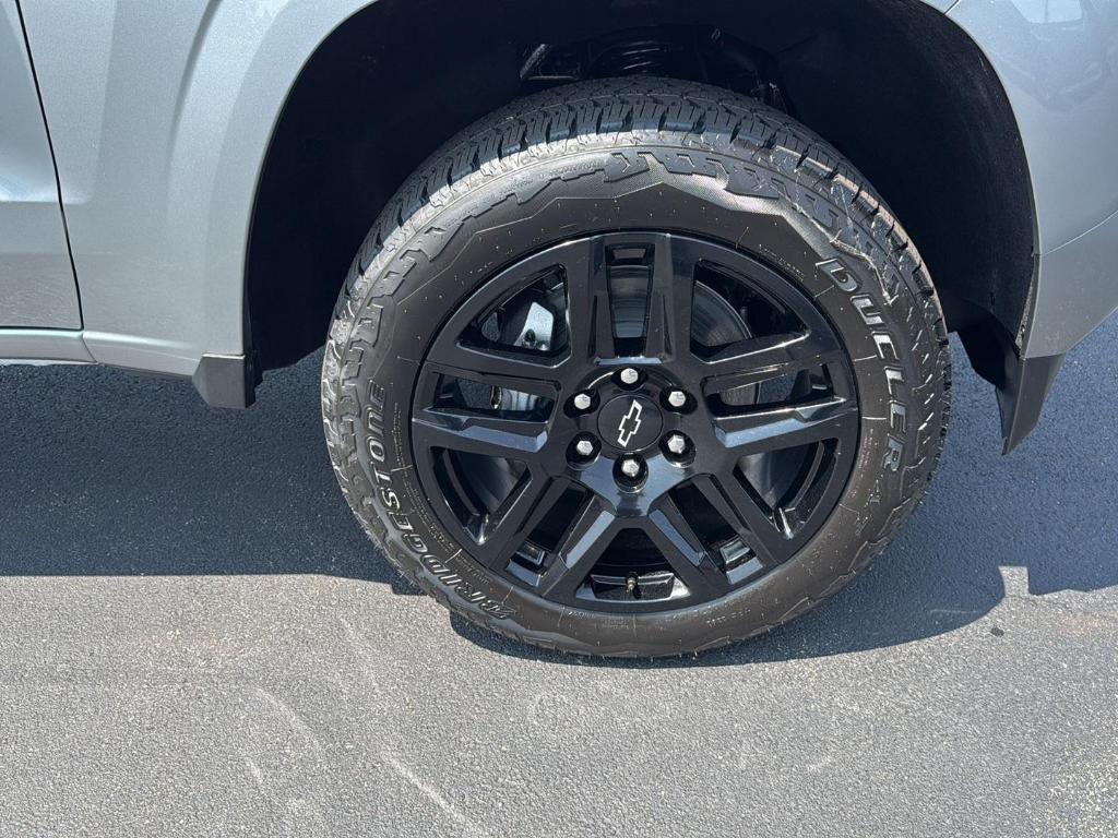 new 2025 Chevrolet Colorado car, priced at $48,325