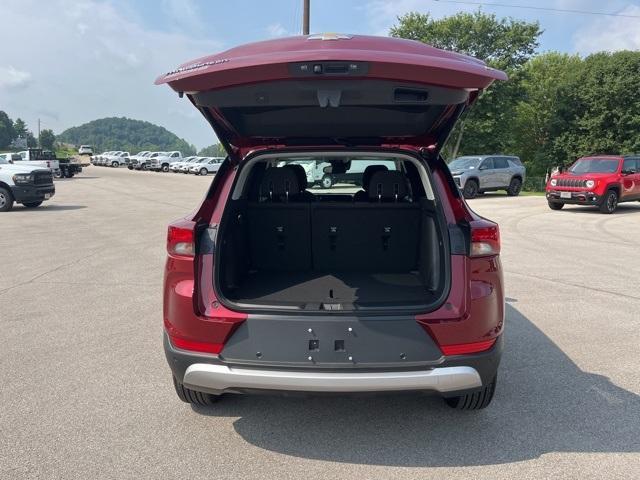 new 2025 Chevrolet TrailBlazer car, priced at $26,902