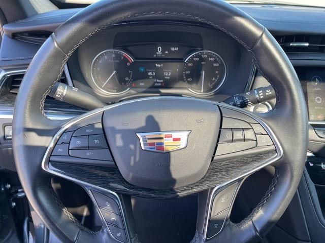 used 2021 Cadillac XT5 car, priced at $33,500