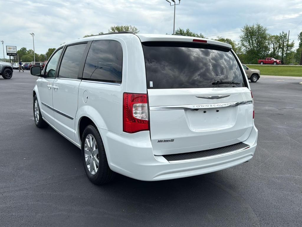 used 2016 Chrysler Town & Country car, priced at $9,400