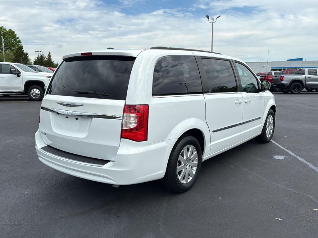 used 2016 Chrysler Town & Country car, priced at $9,400