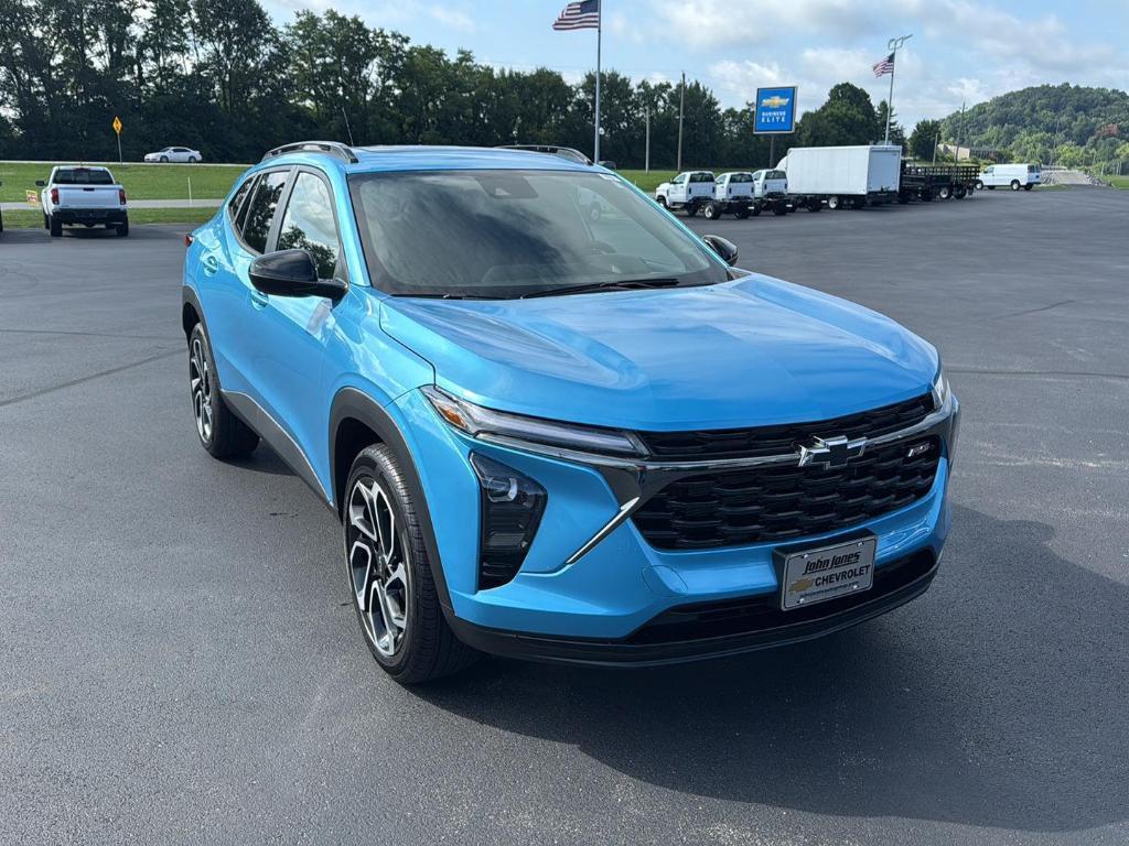 new 2025 Chevrolet Trax car, priced at $28,285