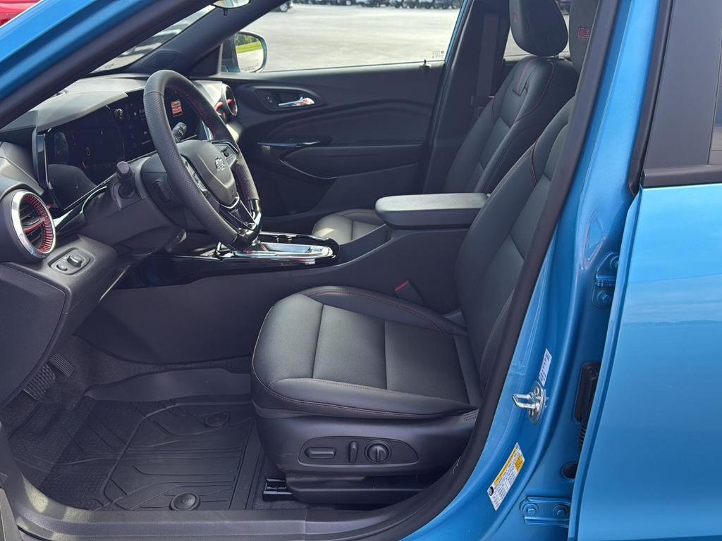 new 2025 Chevrolet Trax car, priced at $28,285