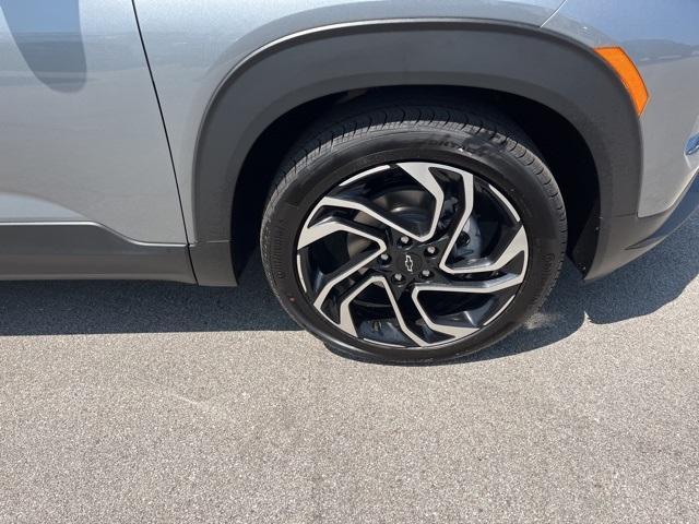 new 2025 Chevrolet TrailBlazer car, priced at $30,746