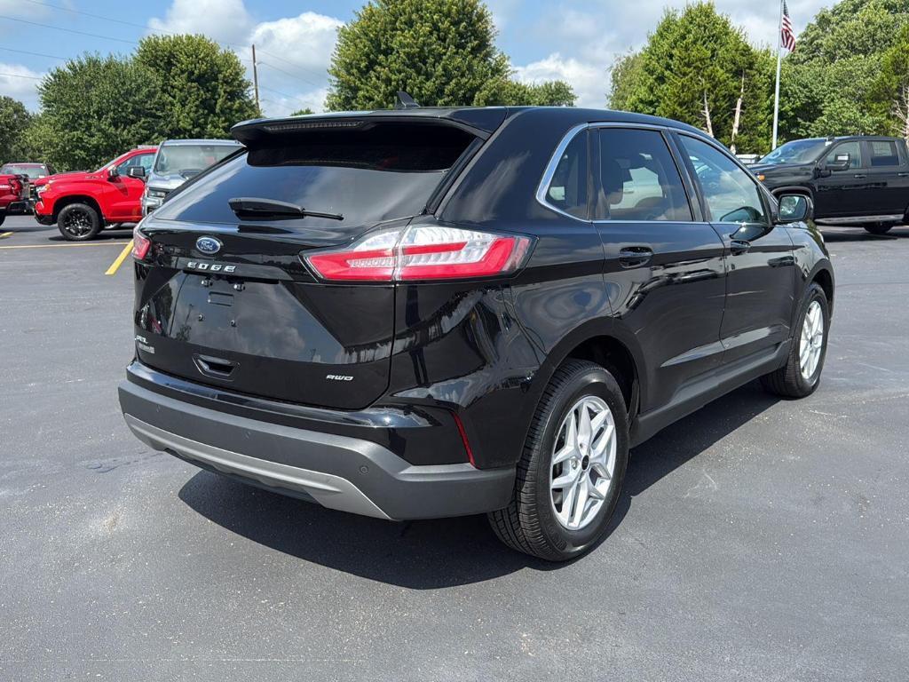 used 2024 Ford Edge car, priced at $25,000