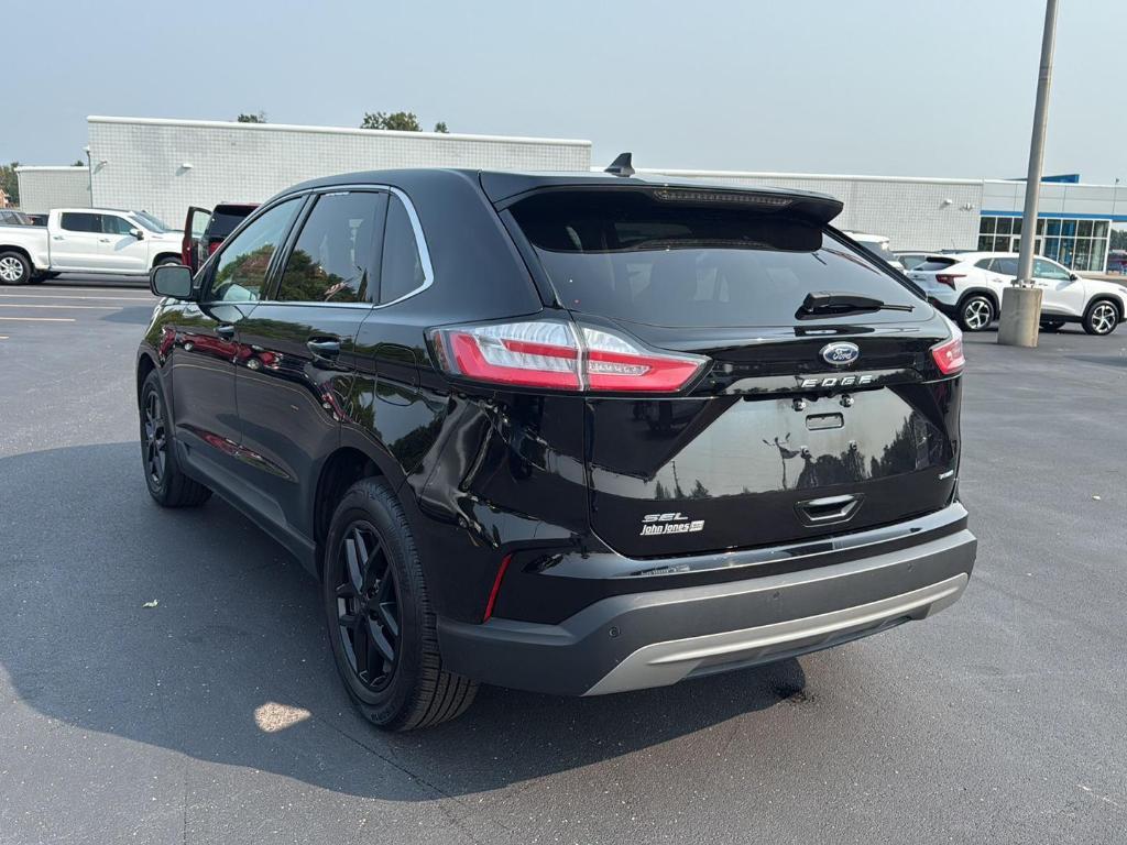 used 2024 Ford Edge car, priced at $24,500