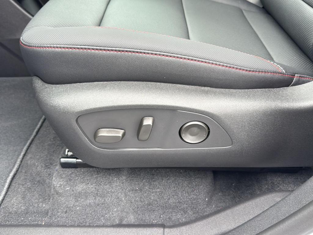 new 2026 Chevrolet Traverse car, priced at $54,980