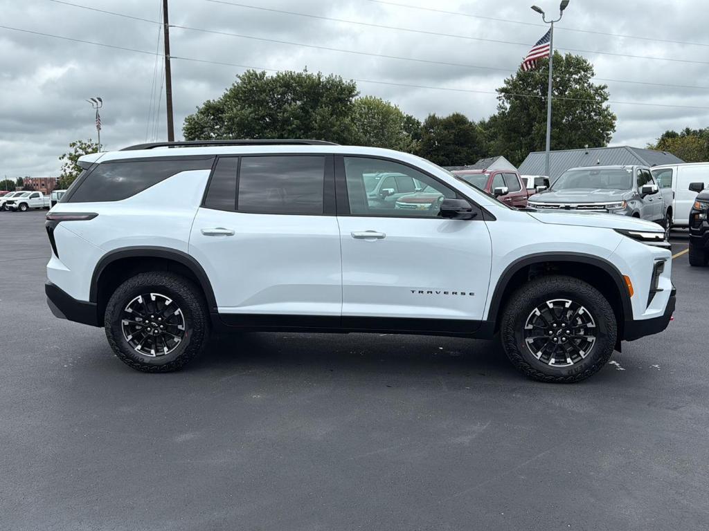 new 2026 Chevrolet Traverse car, priced at $54,980