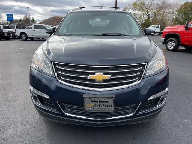 used 2015 Chevrolet Traverse car, priced at $14,000