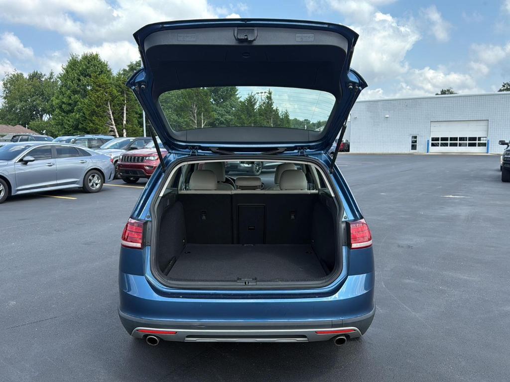 used 2019 Volkswagen Golf Alltrack car, priced at $20,000