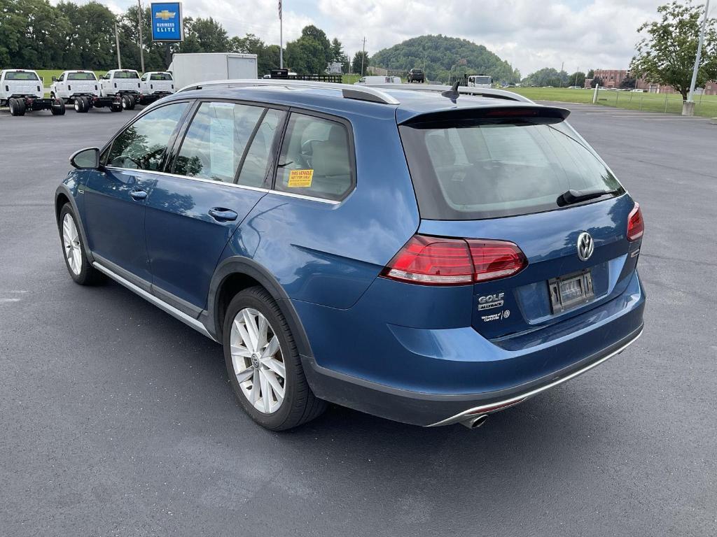 used 2019 Volkswagen Golf Alltrack car, priced at $22,475
